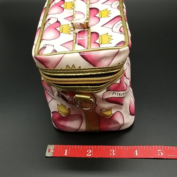 2 Princess Crown Heart Makeup Bags - Picture 10 of 11